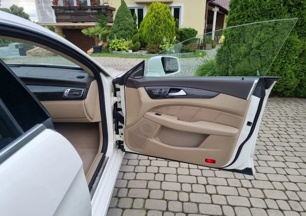 Mercedes-Benz CLS cena 99999 przebieg: 173000, rok produkcji 2012 z Rzeszów małe 497